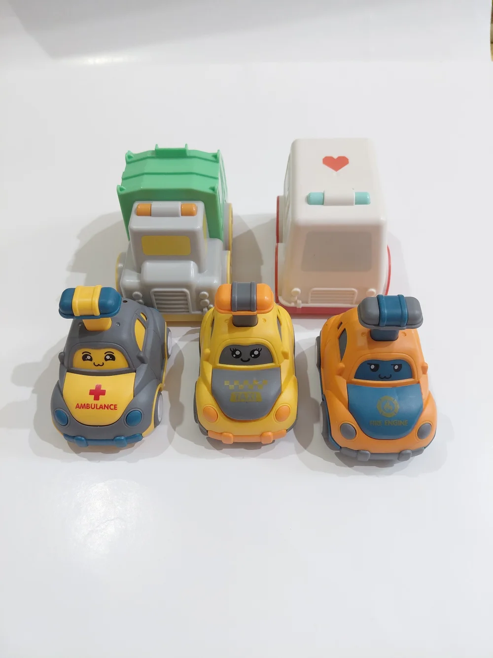 New Giggle Scape Speedy Go Vehicles Set Of 5